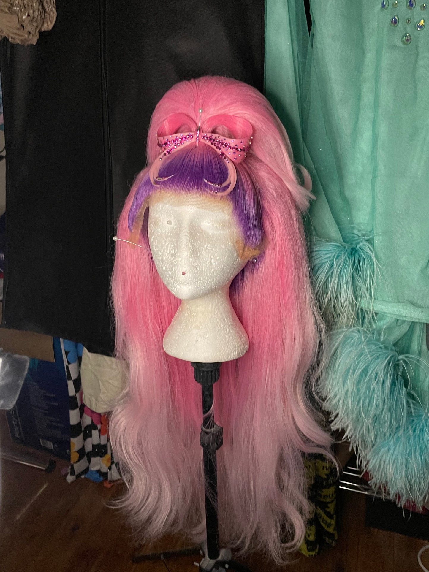 Preowned wig: Wigs By Vanity in Heidilicious